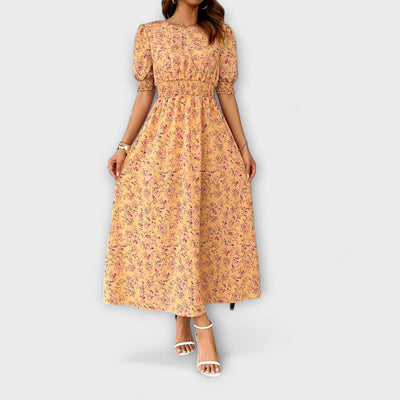 Amelia - Kleid, millel on ümmargune kaelus ja lillemuster