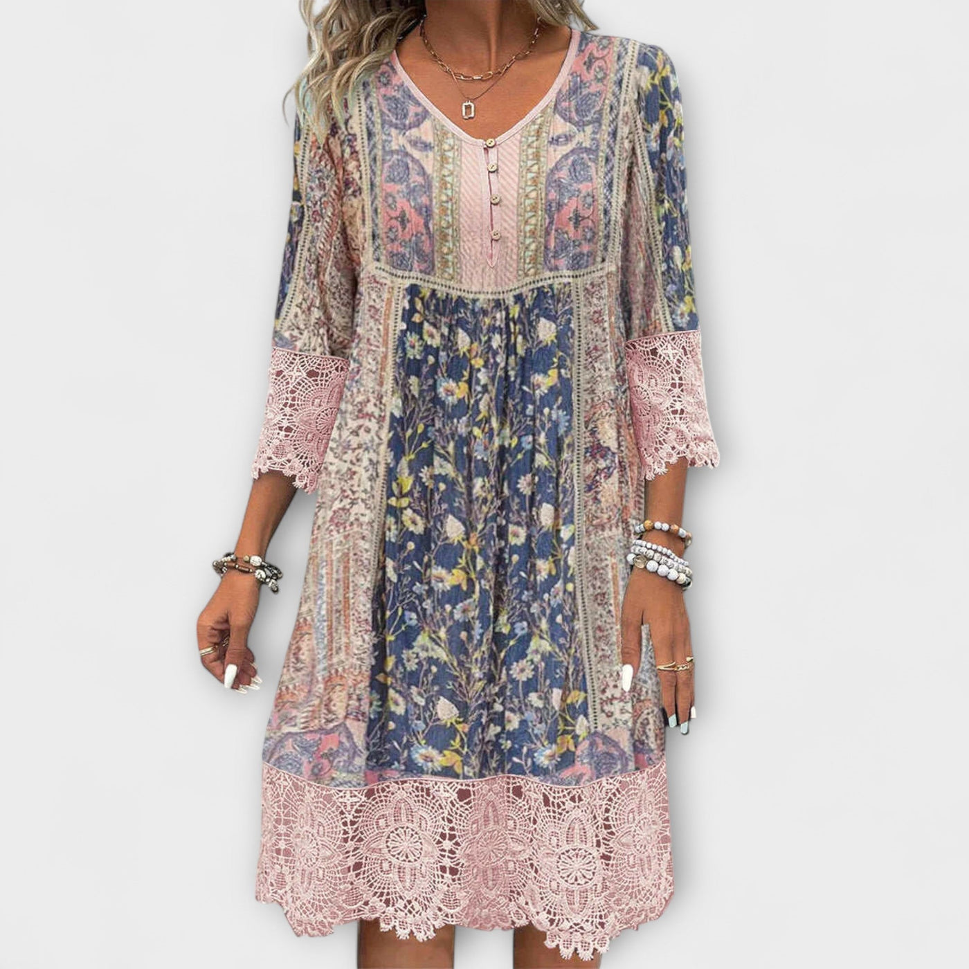 Casey - Boho kleit pitside ja vintage lillemustriga