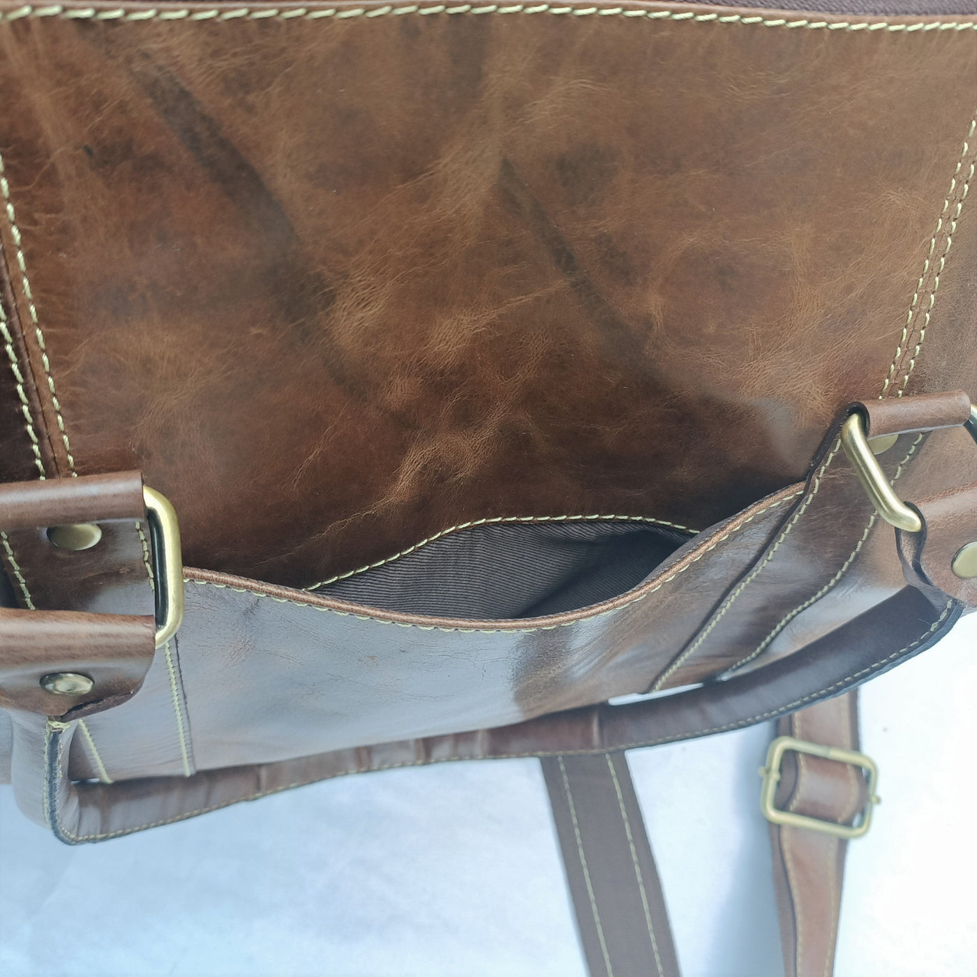 Hullu Hobuse Nahast Mini Duffel Kott