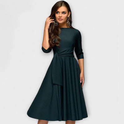 Elegantne Swing Kleit