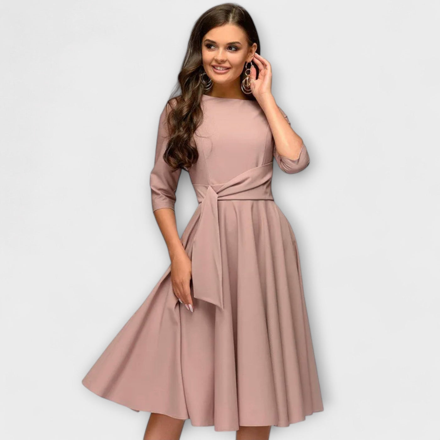 Elegantne Swing Kleit