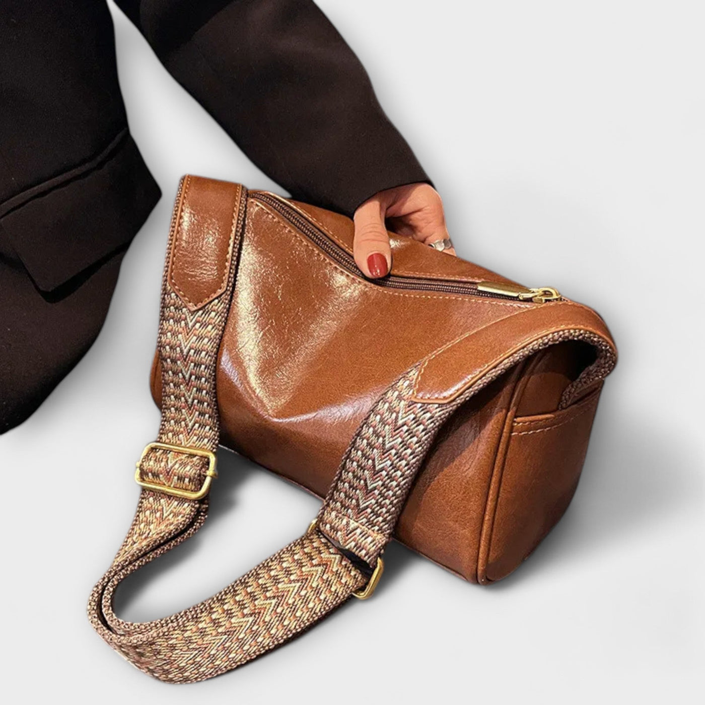 Lora. - Vintage rihmade kott