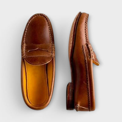 Klassikalised naiste loaferid