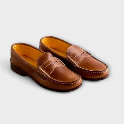 Klassikalised naiste loaferid