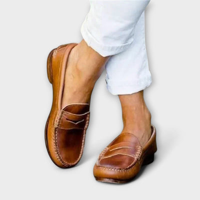 Klassikalised naiste loaferid