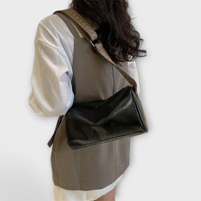 Lora. - Vintage rihmade kott