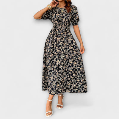 Amelia - Kleid, millel on ümmargune kaelus ja lillemuster