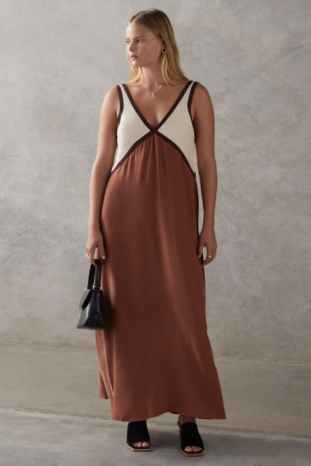 Stacey™ | Elegantsest Veluurist Midi Kleit